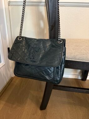 Saint Laurent YSL Nikki Medium Quilted Leather Chain Shoulder Bag